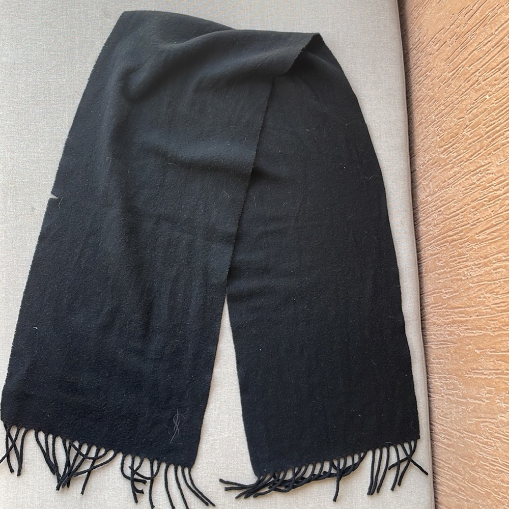 YSL Yves Saint Laurent scarf - Picture 5 of 7